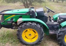 Трактори 4WD Ferrari Vipar 40 RS