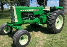 Трактори з заднім приводом Oliver 1650