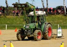 Трактори з заднім приводом Fendt 206 F