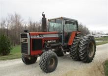 Трактори з заднім приводом Massey Ferguson 2745