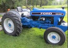 Трактори з заднім приводом Ford-NH 3930