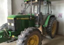 Трактори з заднім приводом John Deere 6205