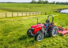 Трактори з заднім приводом Massey Ferguson MF 2607 H
