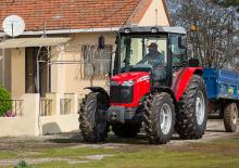 Трактори з заднім приводом Massey Ferguson MF 2615 GE