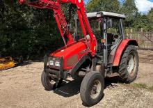 Трактори з заднім приводом Massey Ferguson MF 4215 LPF