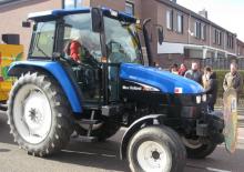 Трактори з заднім приводом New Holland TL 80 A HR K