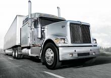 Тягачі International 9900i 124 Low-Roof Sleeper Cummins ISX15