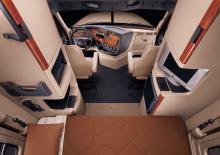 Тягачі Freightliner Cascadia 113 72 RR Detroit DD13