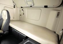 Тягачі Hyundai Commercial Vehicles H380.64 D6AC