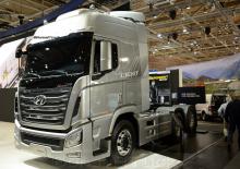 Тягачі Hyundai Commercial Vehicles P520.64 D6AC