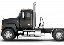 Тягачі Mack Pinnacle 48