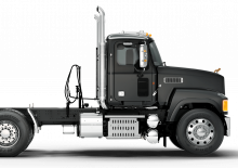 Тягачі Mack Pinnacle Day Cab MP8 4x2