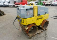 Вібраційні траншейні катки Bomag BW 85 T