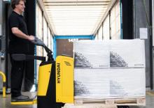 Палетні візки Stand Up Rider Platform Hyundai 25 EPR