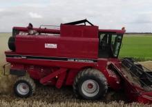Зерновий комбайн Case IH 1680 Axial