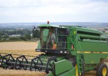 Зерновий комбайн John Deere 2054