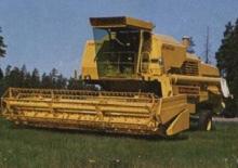 Зерновий комбайн Ford-NH 8055