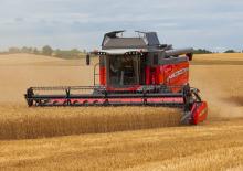 Зерновий комбайн Massey Ferguson Beta 7360 PLI