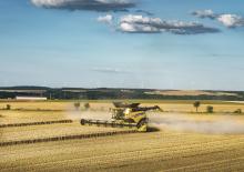 Зерновий комбайн New Holland CR8.90 12.5