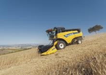 Зерновий комбайн New Holland CX5.90