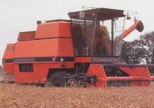 Зерновий комбайн Case IH Dania D 4500