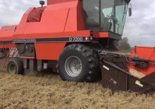 Зерновий комбайн Case IH Dania D 7200
