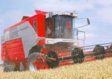 Зерновий комбайн Massey Ferguson MF 7250