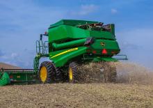 Зерновий комбайн John Deere S440 