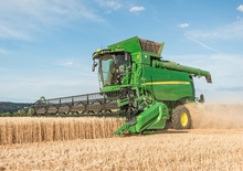 Зерновий комбайн John Deere T660 