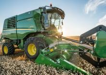 Зерновий комбайн John Deere W 550 i LL