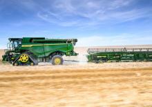 Зерновий комбайн John Deere X9 1100  