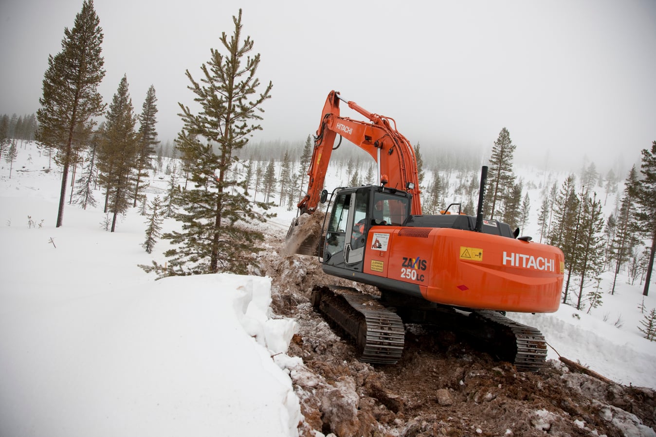 Специфікація екскаватора Hitachi ZX 250 LC-3 (2006 - 2012